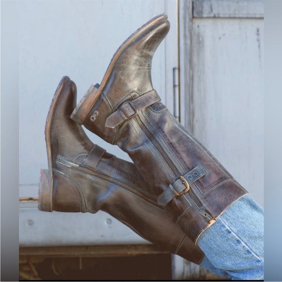 Bedstu Women’s Gogo Lug boot in Oxidized Black BRAND NEW with slight flaw - Picture 1 of 15